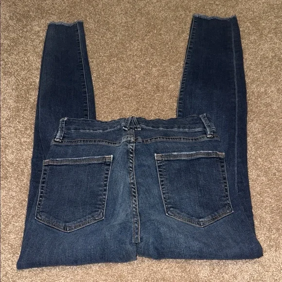 Good American Good Legs Dark Blue Distressed Skinny Jeans - size 6/28 - B10 - Picture 5 of 7